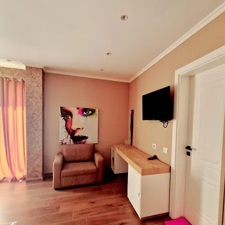 Villagekona Otel Ksamil